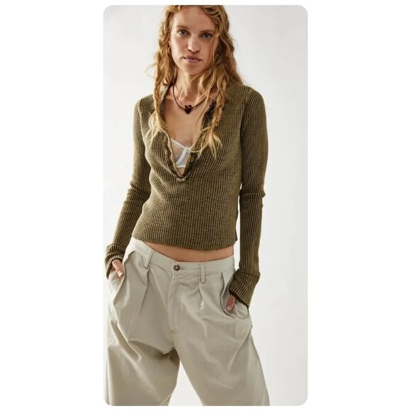 Free People Tops - FP One Free People Colt Long Sleeve V-Neck Thermal sz S